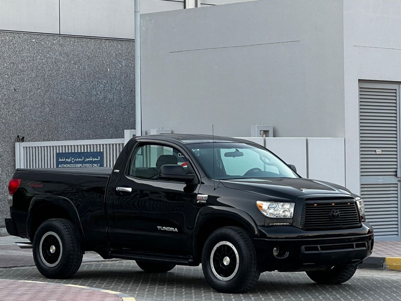 تويوتا تاندرا TOYOTA TUNDRA 2007 V8 GOOD CONDITION