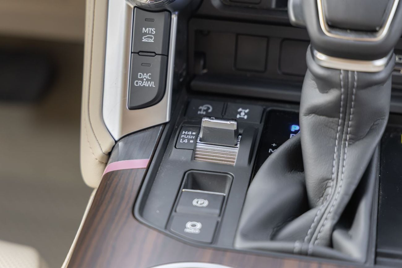 تويوتا لاند كروزر TOYOTA LAND CRUISER LC300 GXR | 2026 | GCC Specs | 4WD | V6 3.5L Hybrid Hev max - Twin turbo