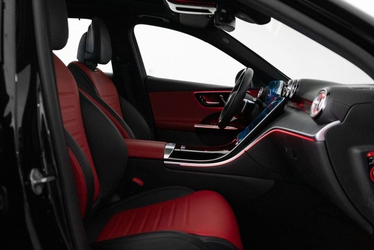 Mercedes-Benz C 200 Premium 2.0L Premium Plus / Full-Service History and Warranty