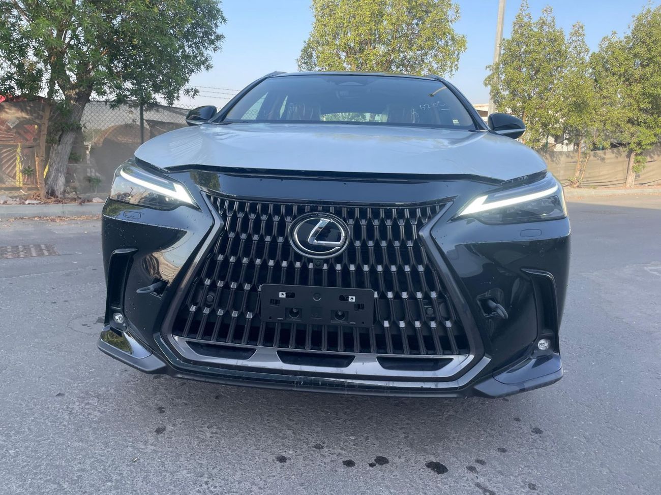 لكزس NX350h 2.5L Hybrid Full Option GCC ( White Also Available)