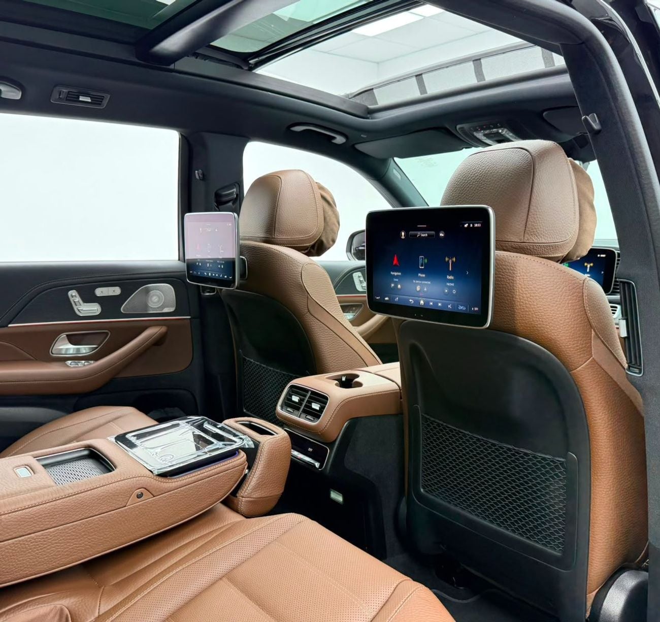 مرسيدس بنز GLS 580 4MATIC 2025 Mercedes Benz GLS580 AMG 4MATIC, 5 Years MB Warranty, Full MB Service History, Very Low 