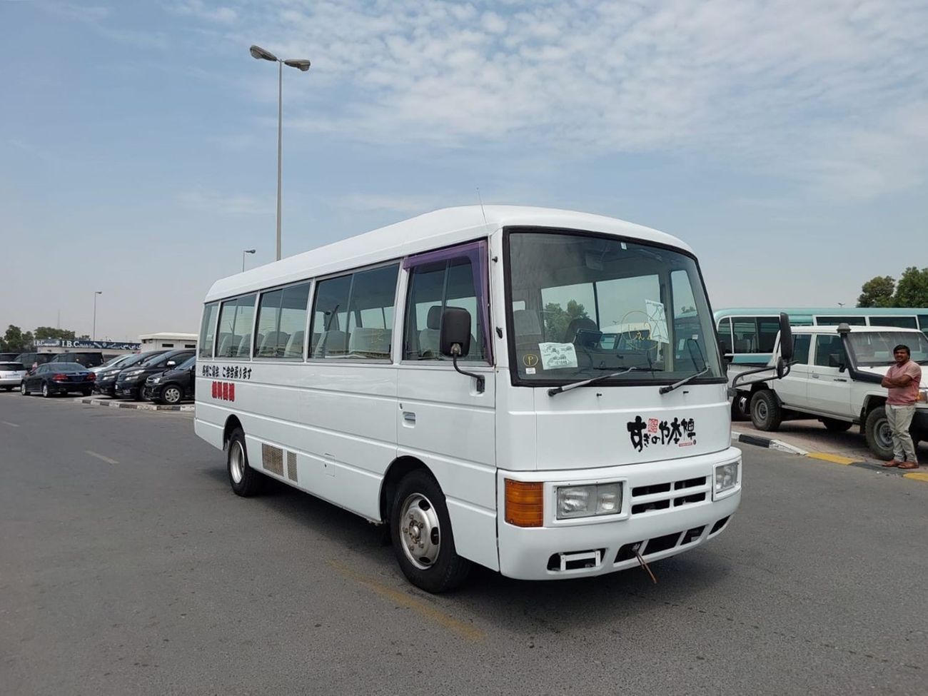 نيسان سيفيليان NISSAN CIVILIAN BUS RIGHT HAND DRIVE(PM01846)