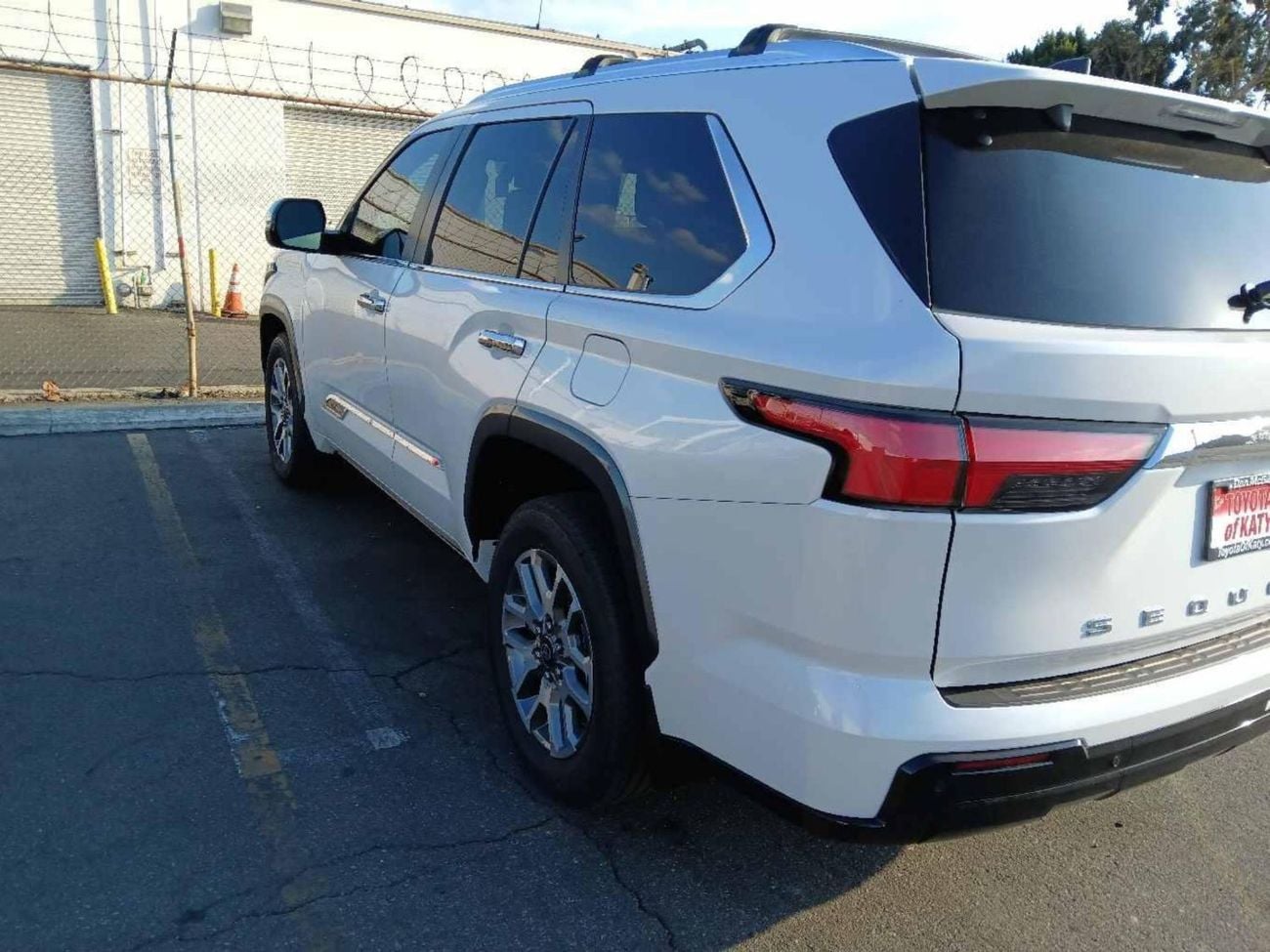Toyota Sequoia HYBRID (NON GCC) 1794 EDITION
