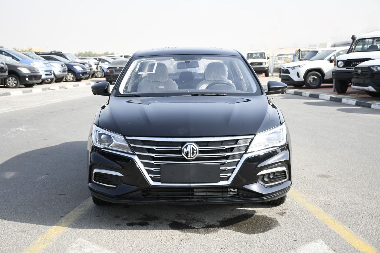 MG 5 2025 MG 5 1.5L Deluxe Edition is the top-tier variant