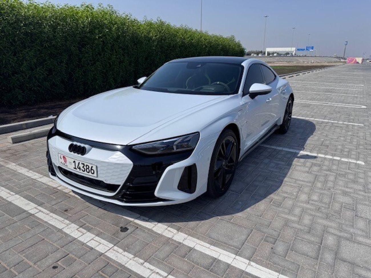 أودي إي ترون جي تي quattro