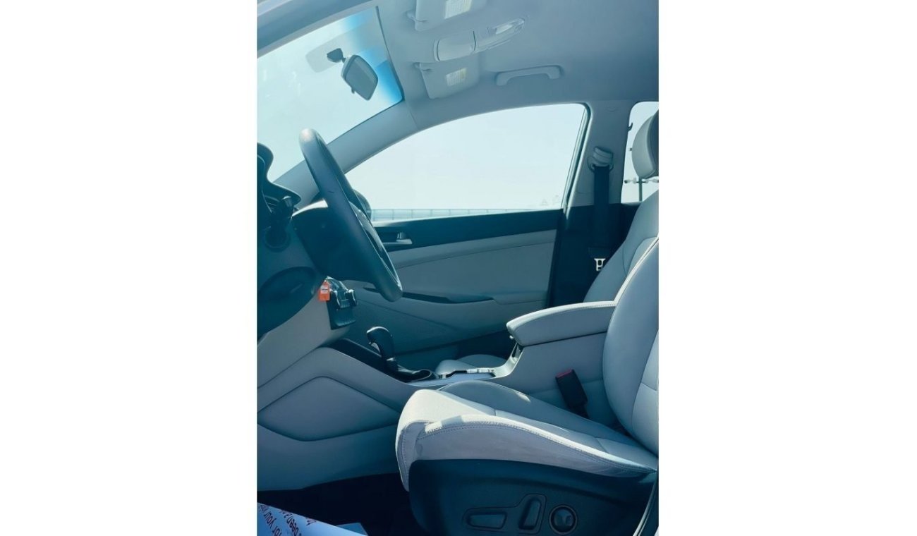 Hyundai Tucson SE Tucson 2018 2000cc 4WD EXCELLENT CONDITION PASSING GURANTEE FROM RTA DUBAI