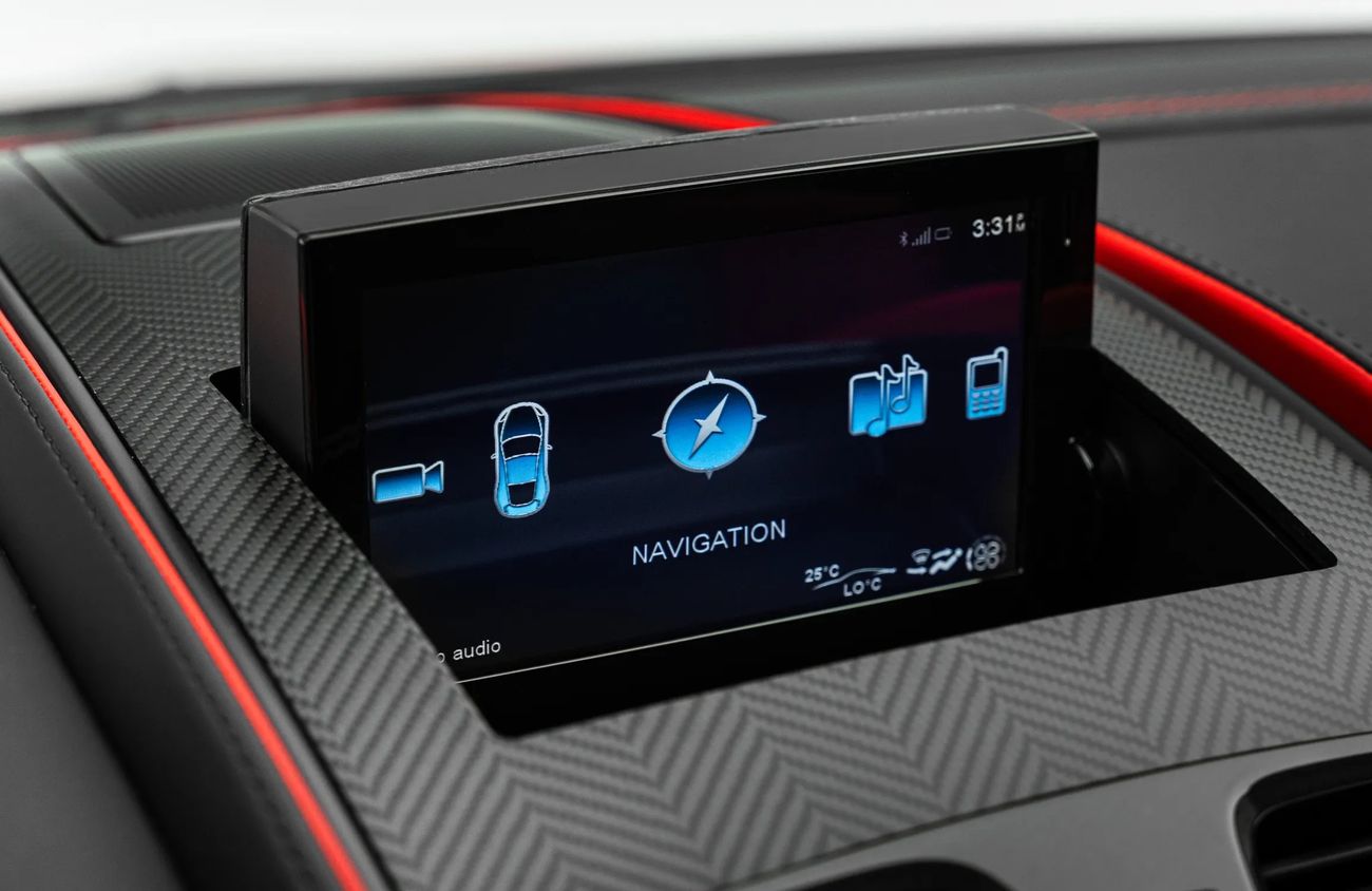 أستون مارتن فانكويش 6.0L V12 Naturally Aspirated Engine