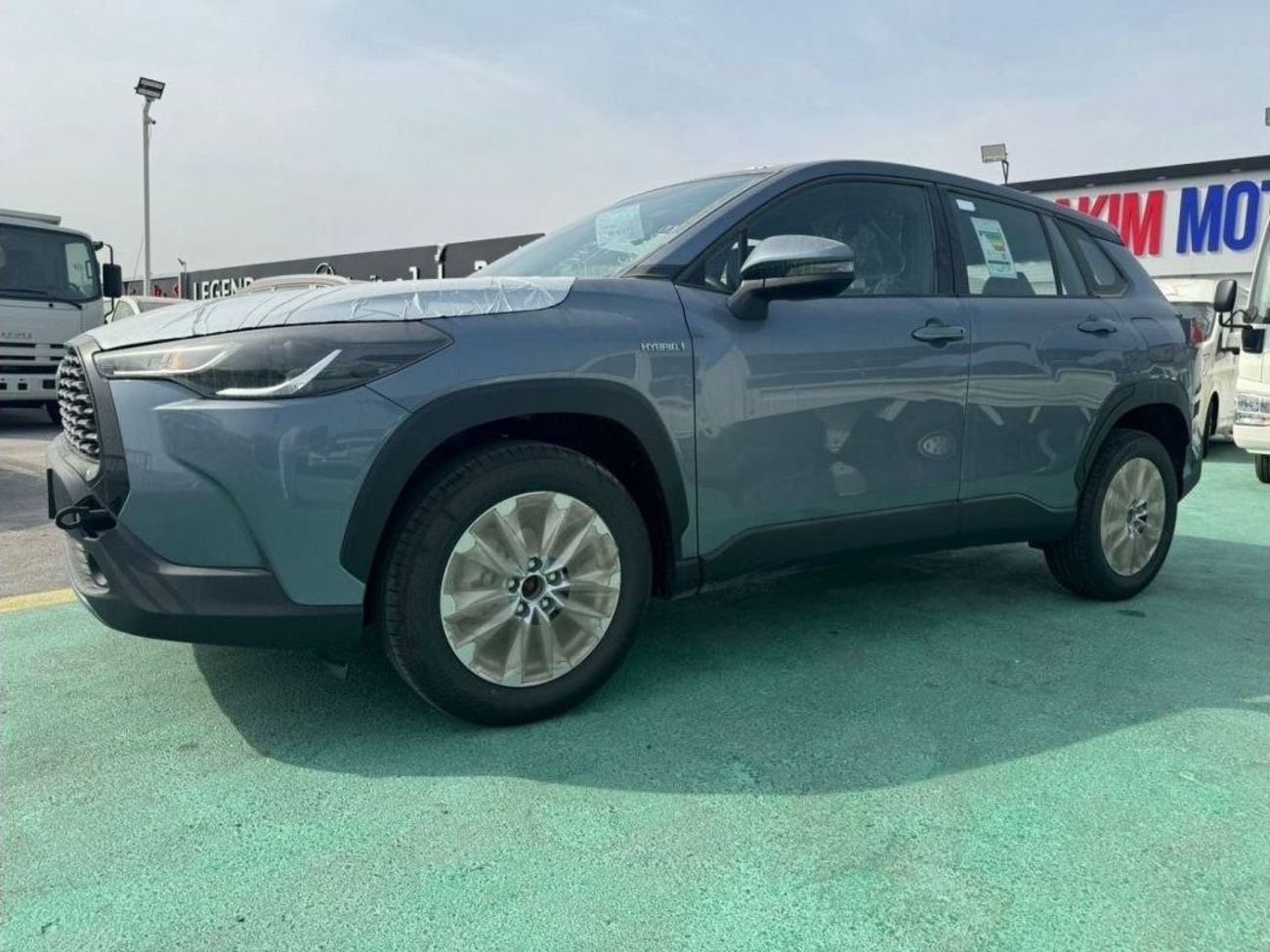 تويوتا كورولا كروس 1.8L HYBRID 2024 GCC