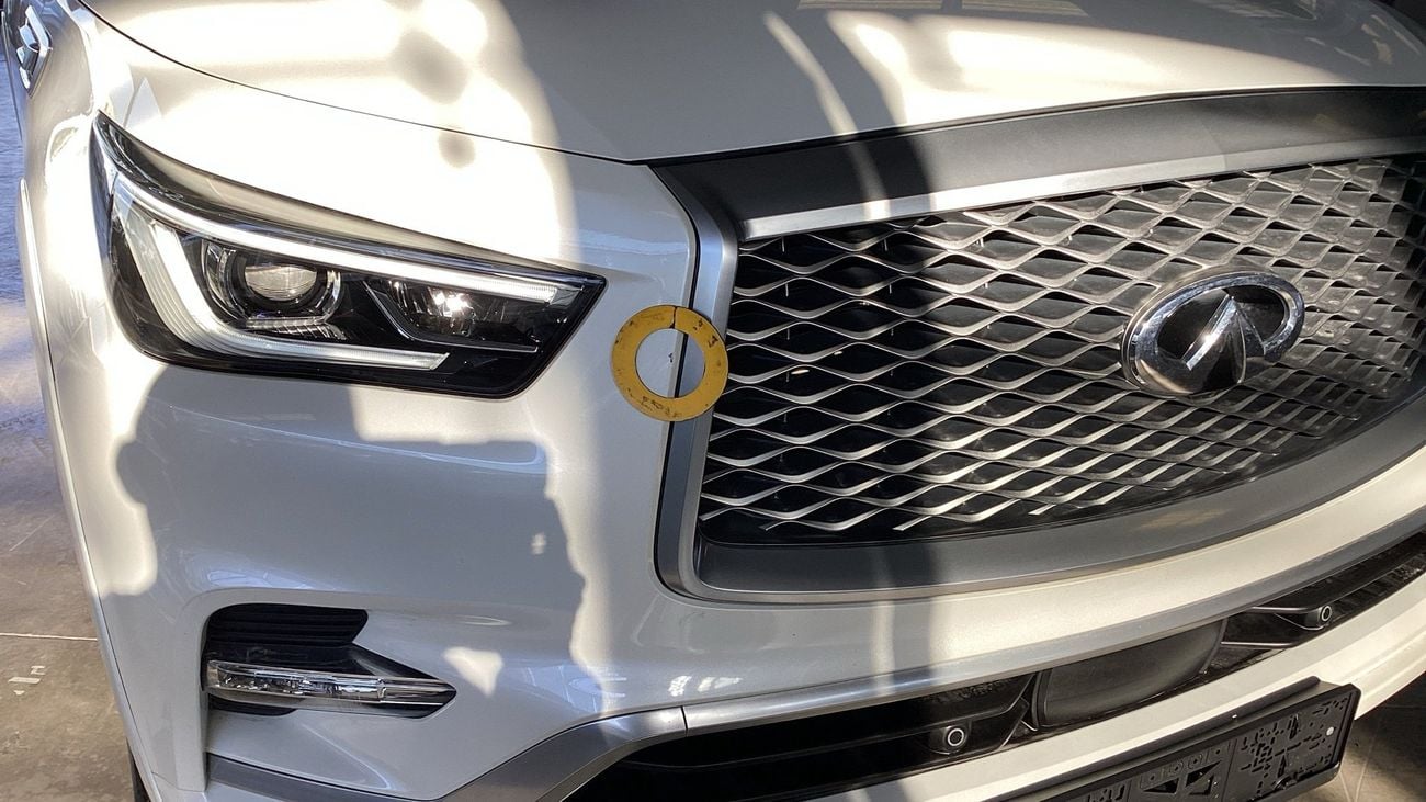 Infiniti QX80 LUXE SENSORY PROACTIVE 5.6 SENSORY AUTO 4WD 8 SEATS | Guaranteed Warranty | 0 Down Payment