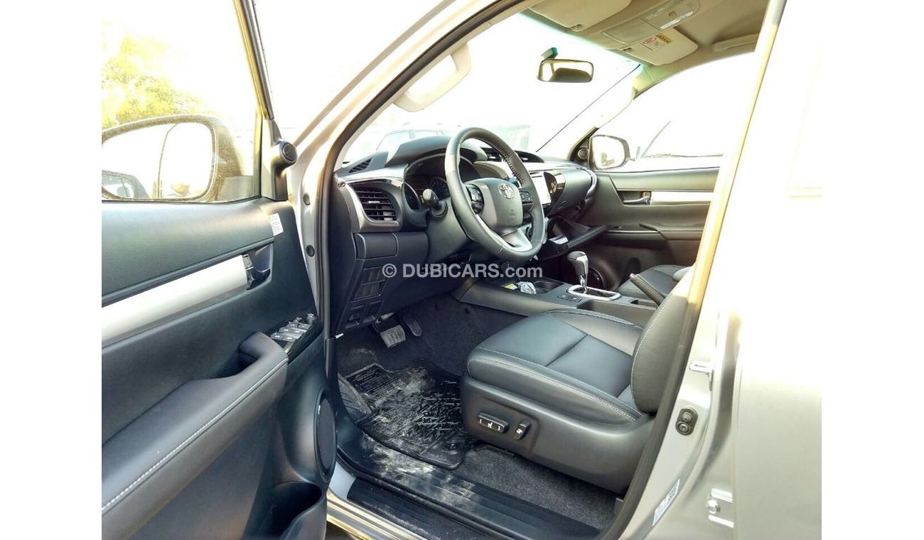 Toyota Hilux Revo 2.8 trbo engine  2018 mid options