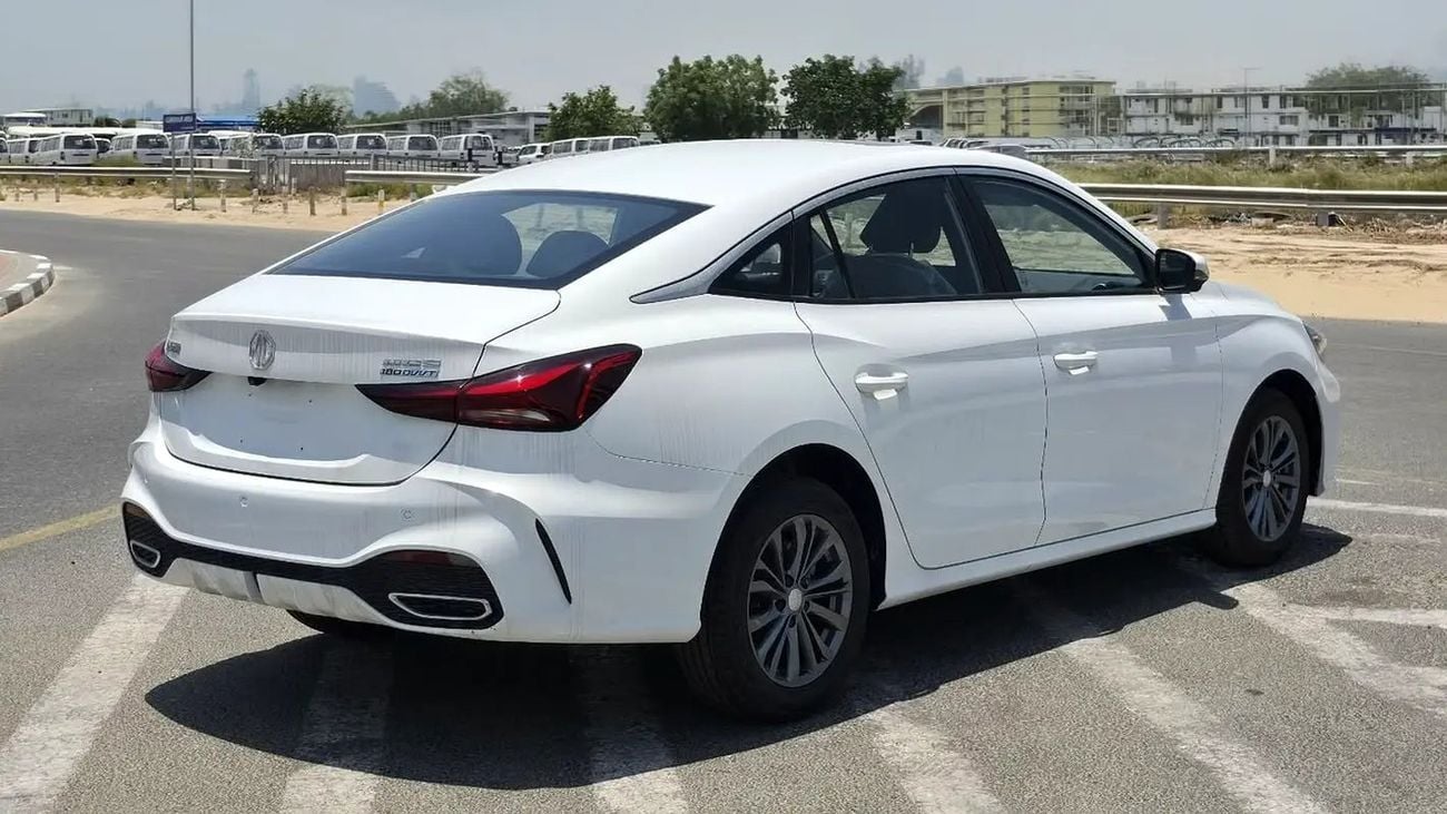 أم جي 5 Luxury 1.5L TURBO Chinese Specs - Brand