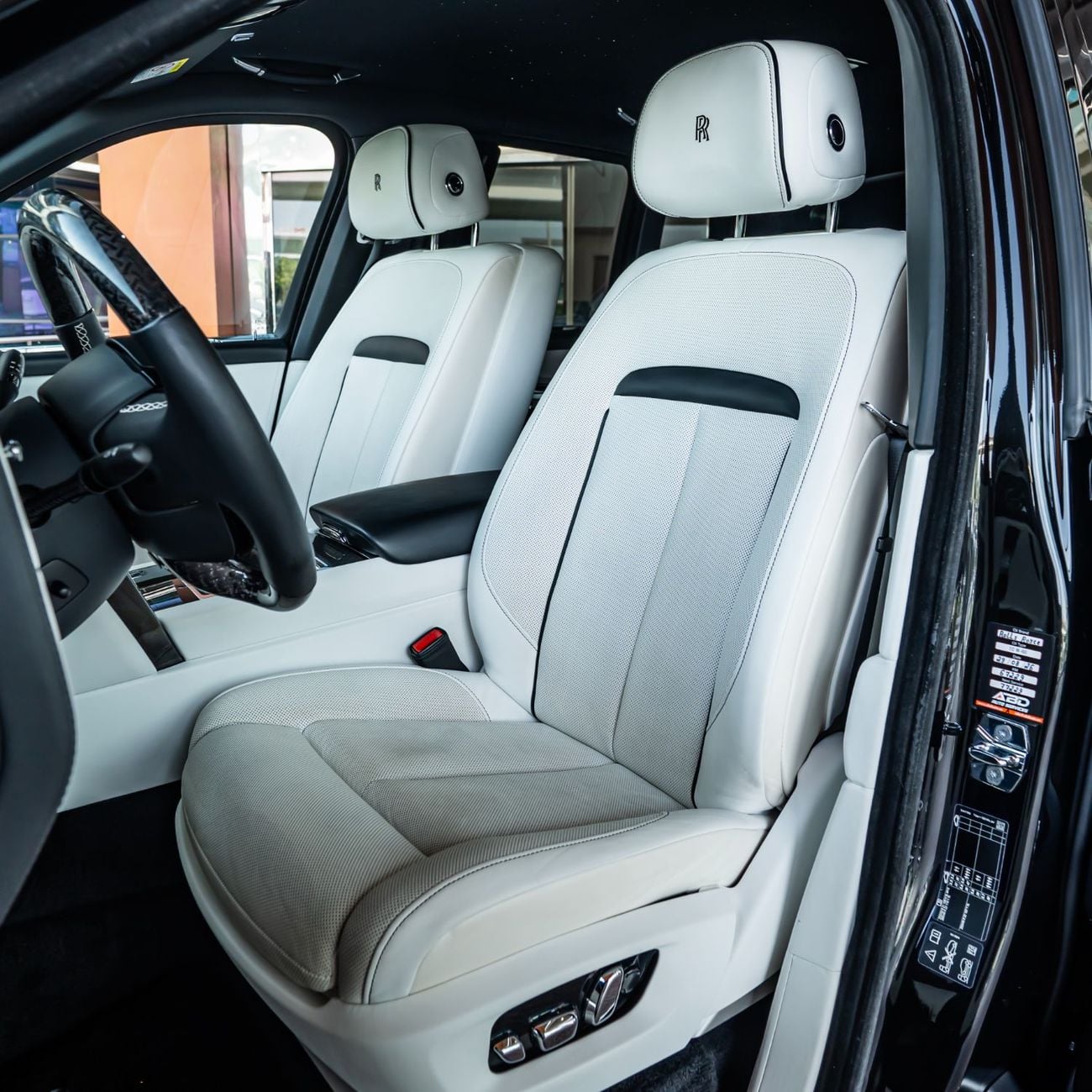 Rolls Royce Cullinan BLACK BADGE