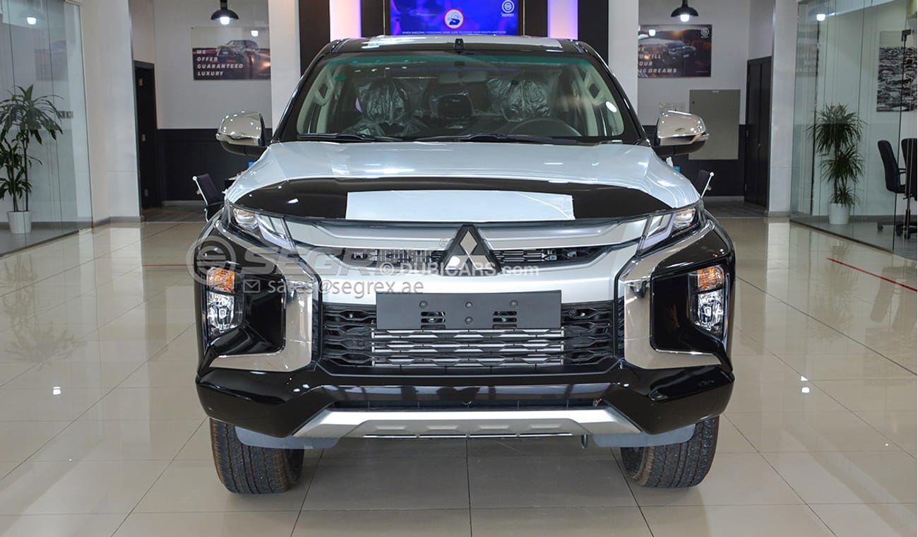 Mitsubishi L200 2.4 TDSL Sportero 2021 Models Available in colors