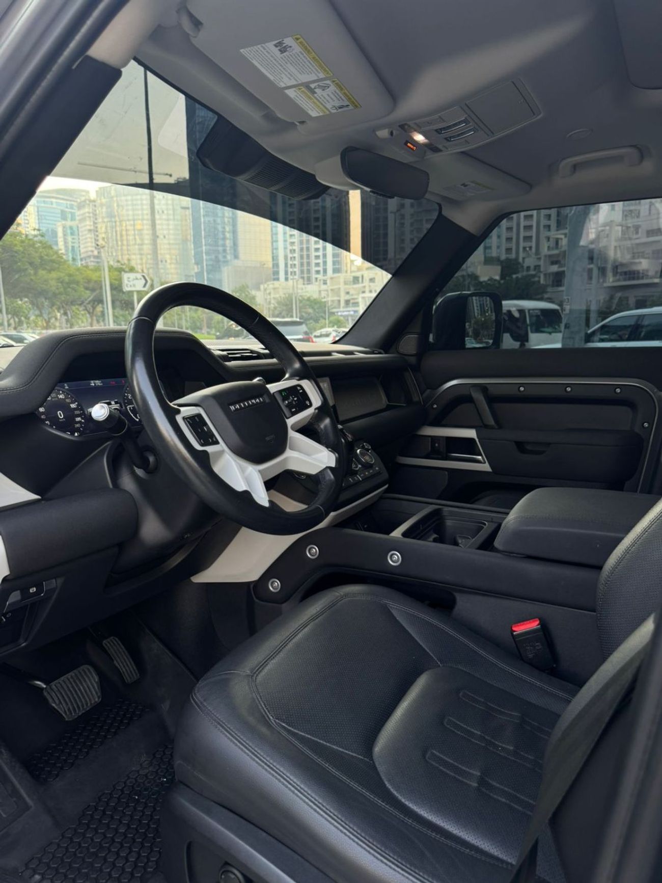 Land Rover Defender P400 110 First Edition 3.0L (7 Seater)