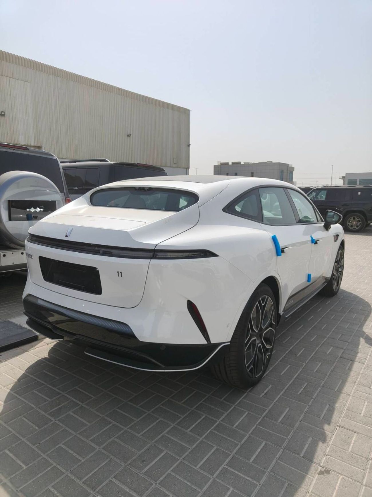 أفاتر 11 Avatr 11 2025 Ultra 4WD النسخة الكهربائية النقية