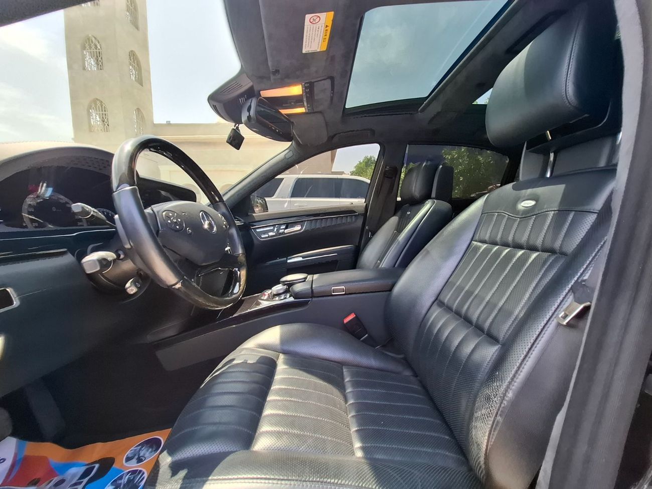 Mercedes Benz S500 Std 4.7L Mercedes-Benz  S500L 2013 full option