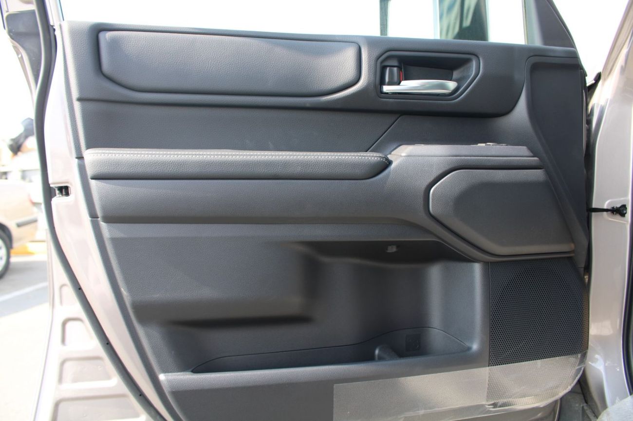 تويوتا برادو TOYOTA PRADO 2.7L PETROL 4WD LIMITED AUTO