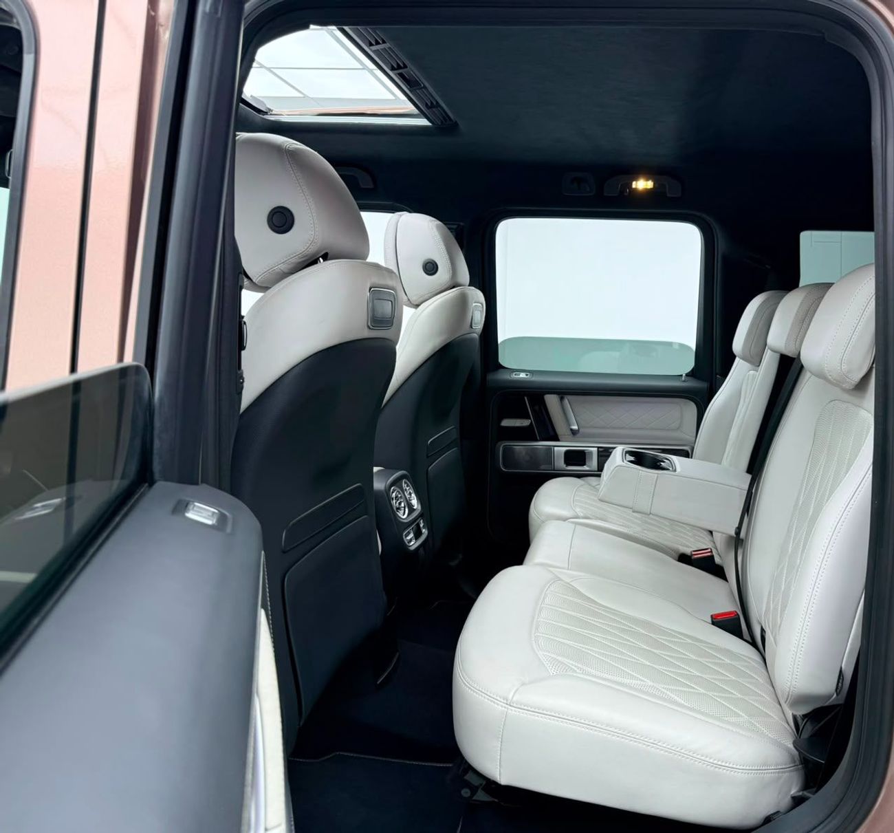 Mercedes Benz G63 AMG STANDARD 2023 Mercedes Benz G63 AMG G Manufaktur, Mercedes Warranty + Service Pack, Fully Loaded, GCC