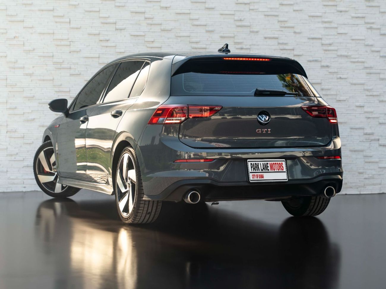 Volkswagen Golf GTI Sport 2.0T