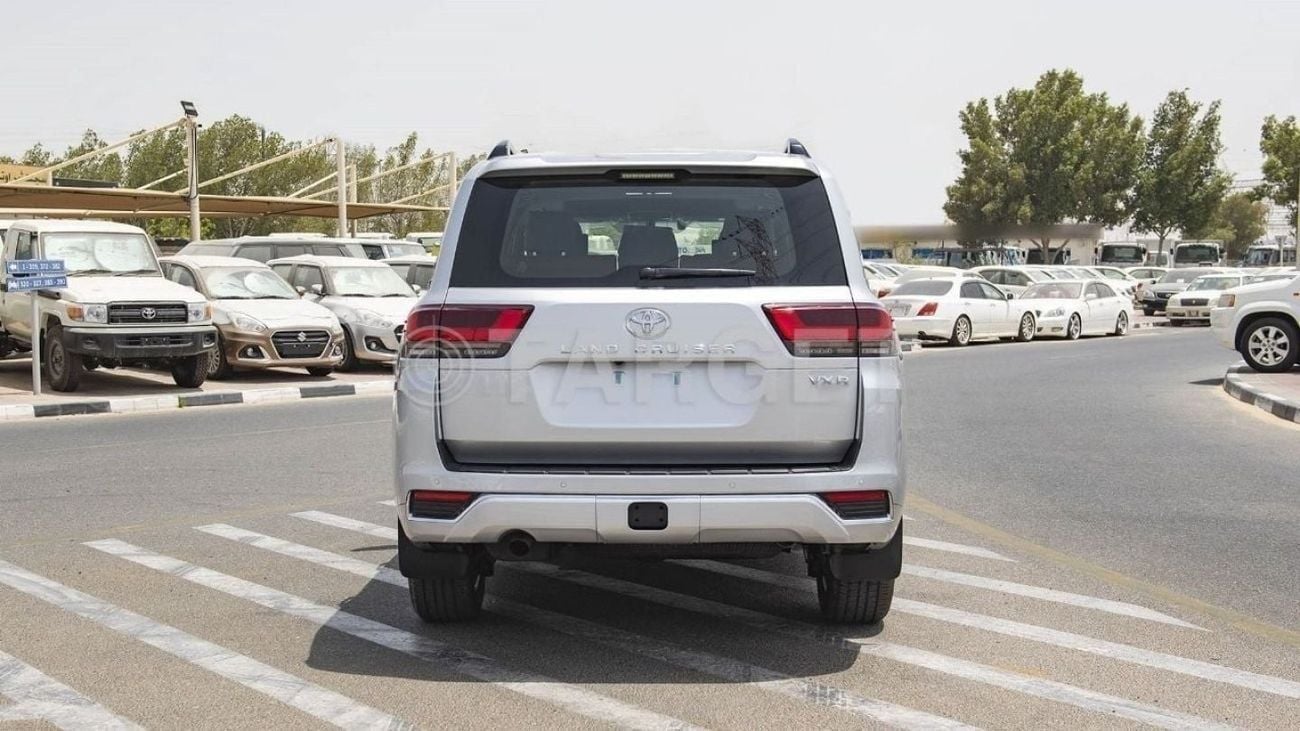 Toyota Land Cruiser VXR (LHD) TOYOTA LAND CRUISER LC300 VXR 3.3D AT MY2025 – SILVER