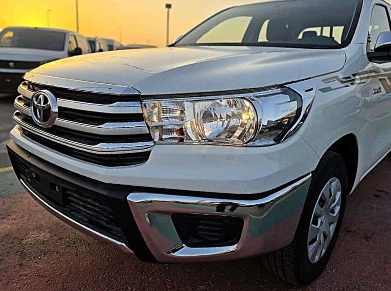 Toyota Hilux Toyota Hilux D.C 2.4L Diesel M/T 4*2 2025