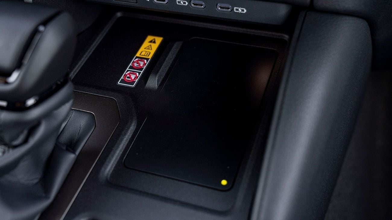 تويوتا برادو Adventure Dual Tone 2.4T