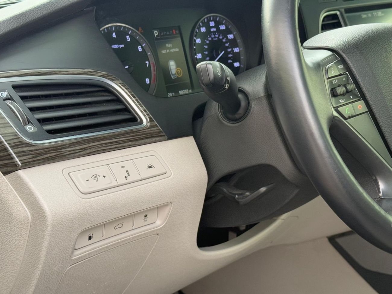 Hyundai Sonata Limited 2.4L