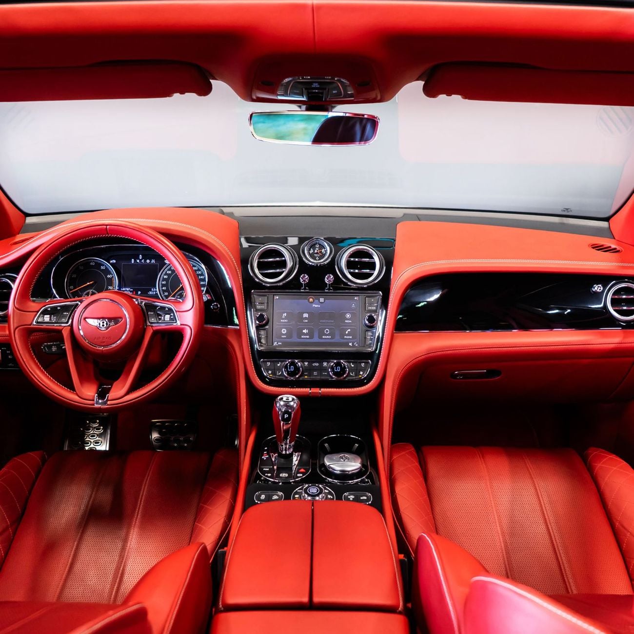 بنتلي بينتايجا AED 5,448 P.M • 0% Downpayment • Bentley Bentayga • 1 Year WarrantyAED 5,448 P.M • 0% Downpayment •