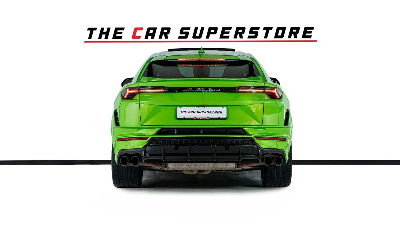 Lamborghini Urus S 4.0T V8 Special Color-23 Inch High Gloss Black Rims-Black Exhaust Tail Pipes