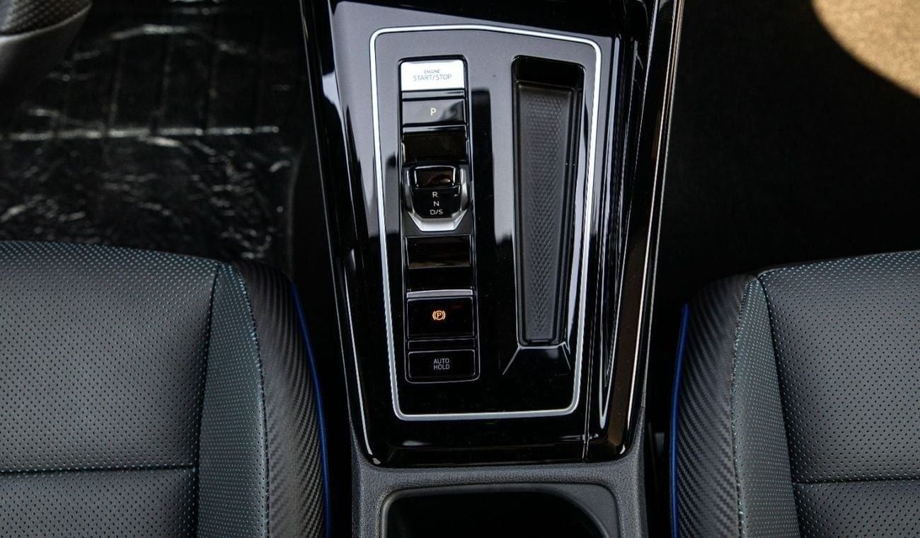 فولكس واجن جولف ار Base 2.0T Ramadan Offers For sale in Dubai Volkswagen Golf R Hatchback 2.0L