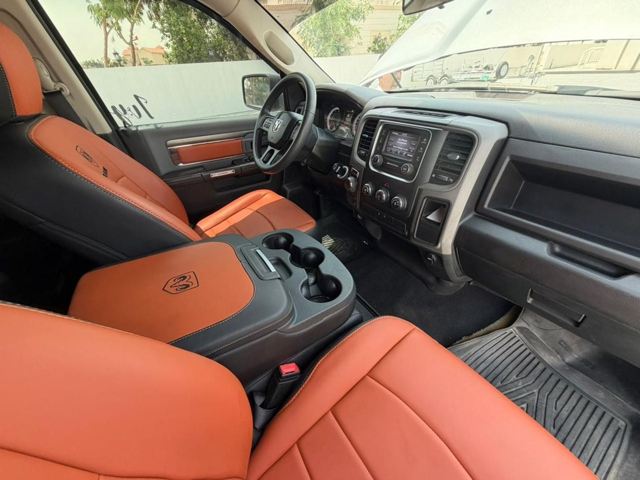 Dodge RAM Dodge Ram 2021 Classic 1500 HEMI 5.7L Petrol Engine US Specs
