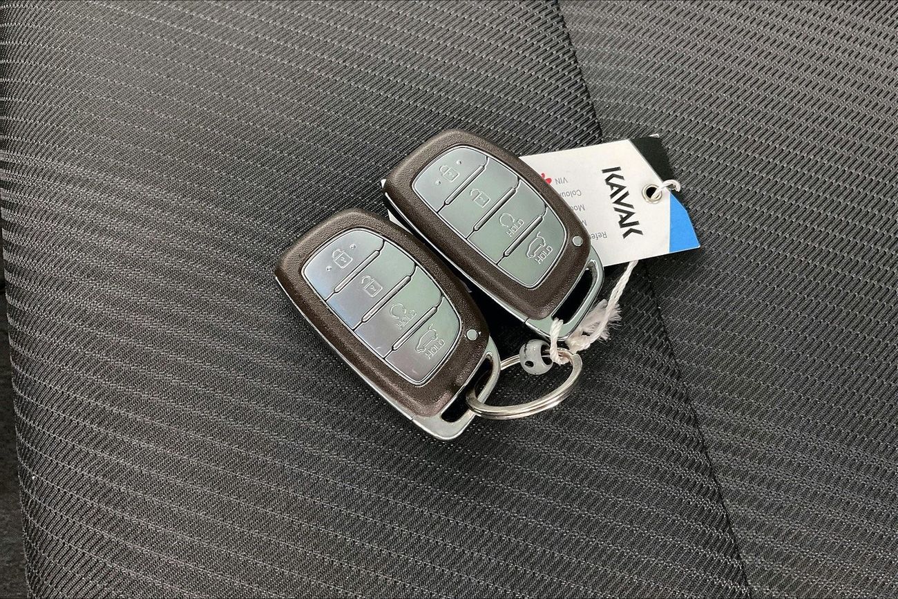 Suzuki Jimny GL W/Cruise Control| 1 year free warranty | Exclusive Eid offer