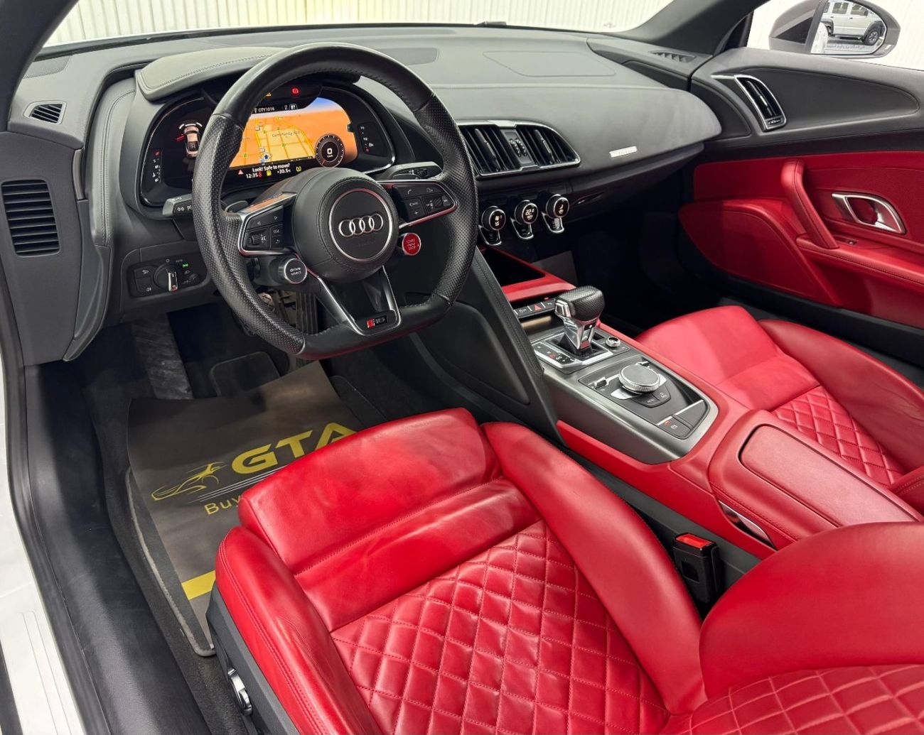 Audi R8 Sport Black Edition V10 (540 HP) 2018 Audi R8 Sport Black Edition V10, Warranty, Full Audi Service H