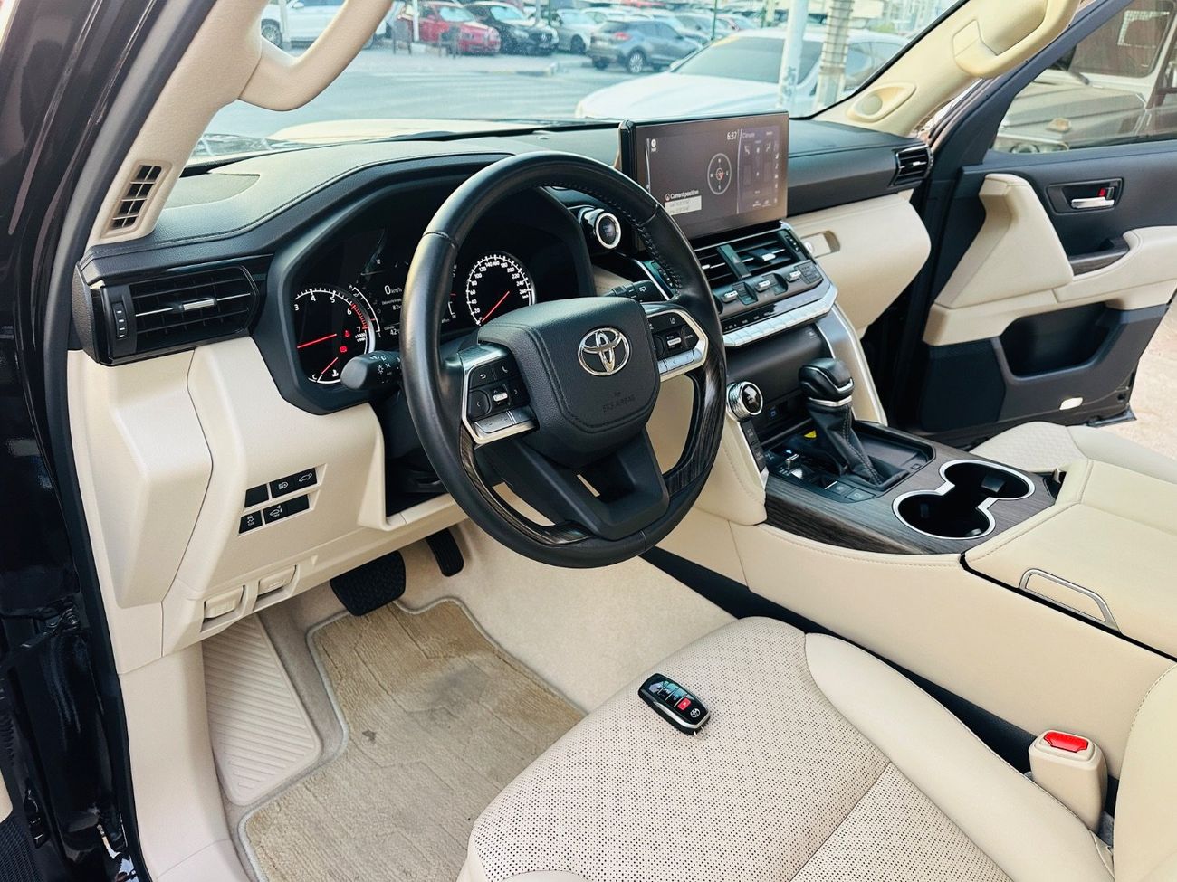 تويوتا لاند كروزر VXR