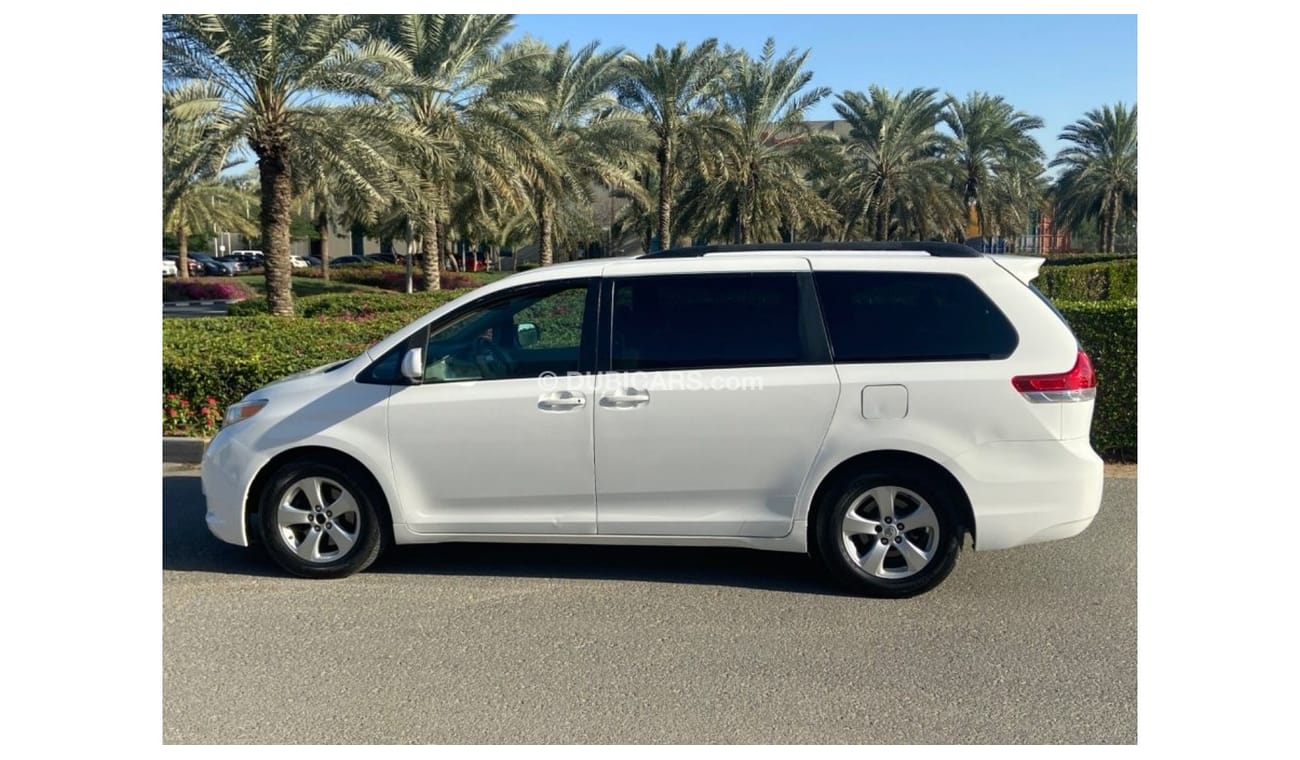 Toyota Sienna Toyota Sienna model 2013  USA very celen I car km 147,459 price 33 ,000 m00971527887500