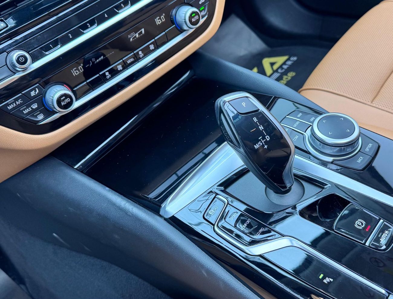 BMW 520i Std 2.0L 2021 BMW 520i, 1 Year Warranty, Agency Full Service History, GCC