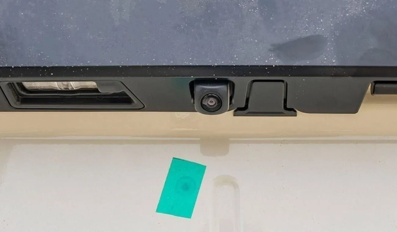 Toyota Hiace TOYOTA HIACE 3.5L PETROL V6 13 SEATER  M/T  2026