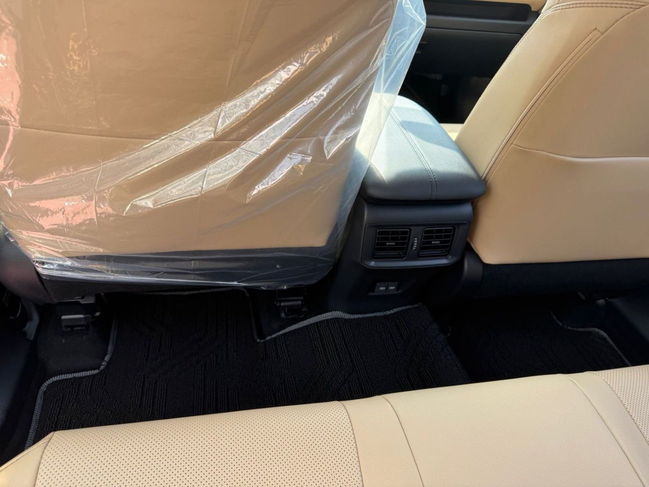 تويوتا راف ٤ 2.5 L , Full option , petrol