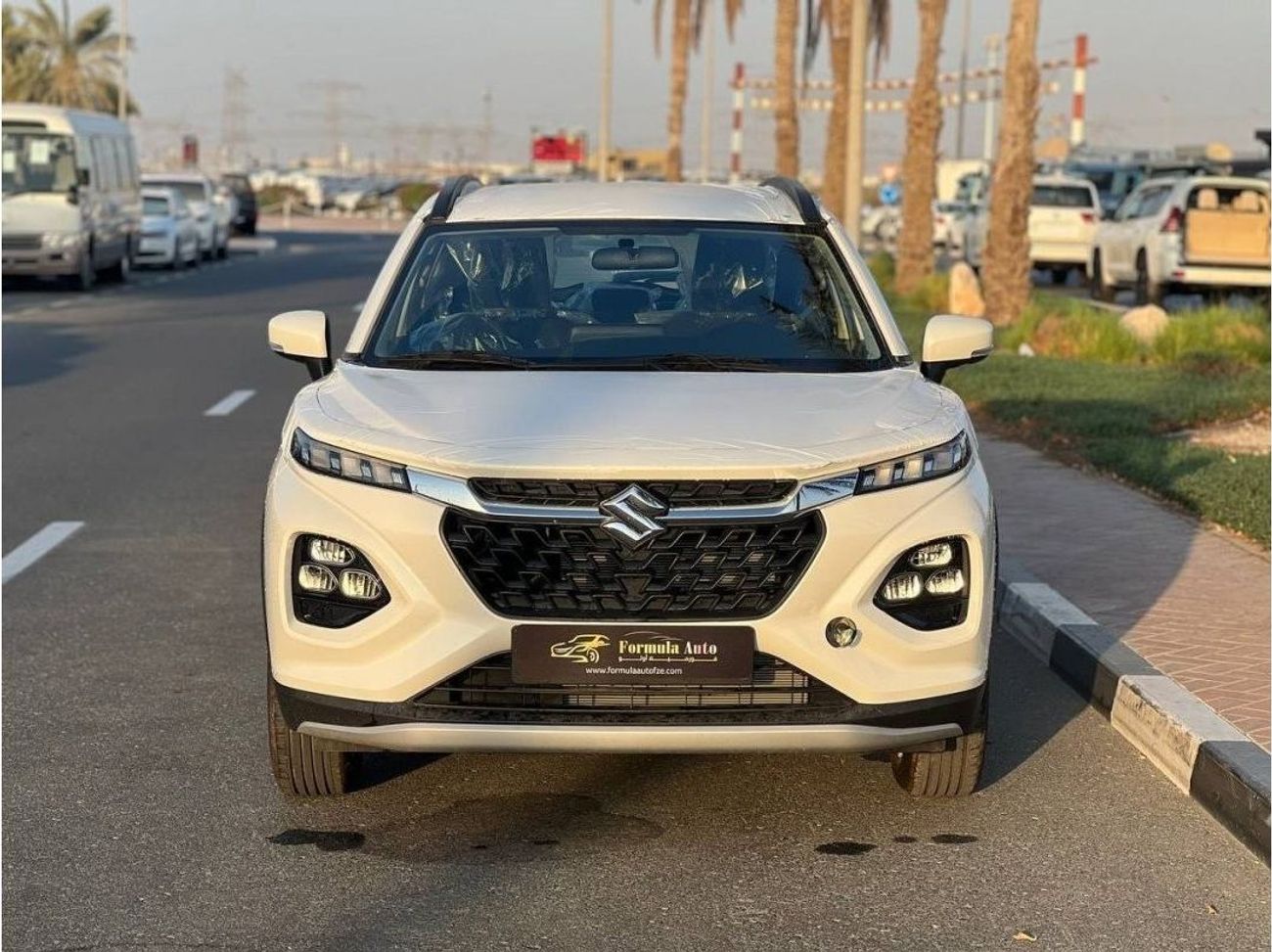 سوزوكي فرونكس GL 1.5L HYBRID A/T // 2024 // خيار وسط مع نظام تثبيت السرعة، كاميرا خلفية // عرض خاص // من FORMULA A