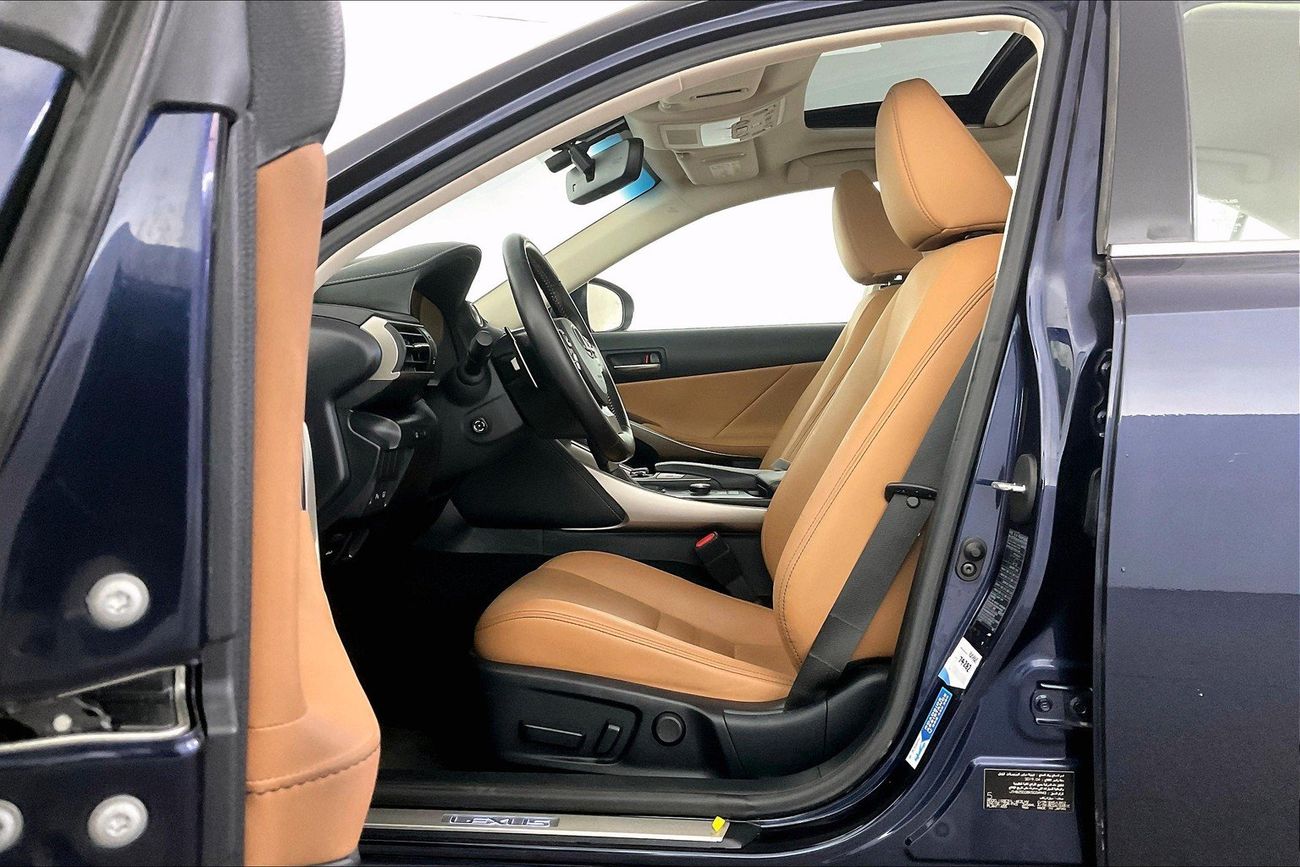 Lexus IS350 Platinum | Guaranteed Warranty | 0 Down Payment