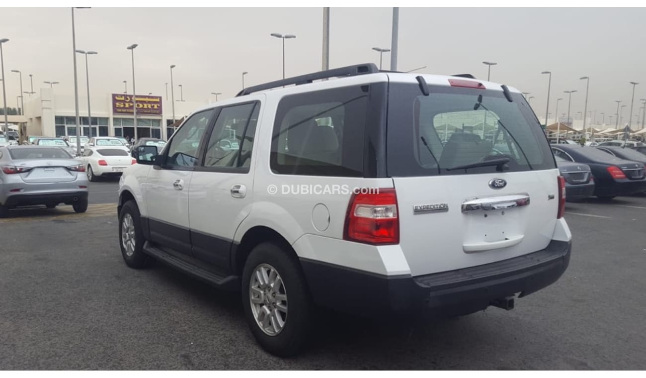 Ford Expedition Ford Expedition model 2013 car prefect condition full service full option low mileage