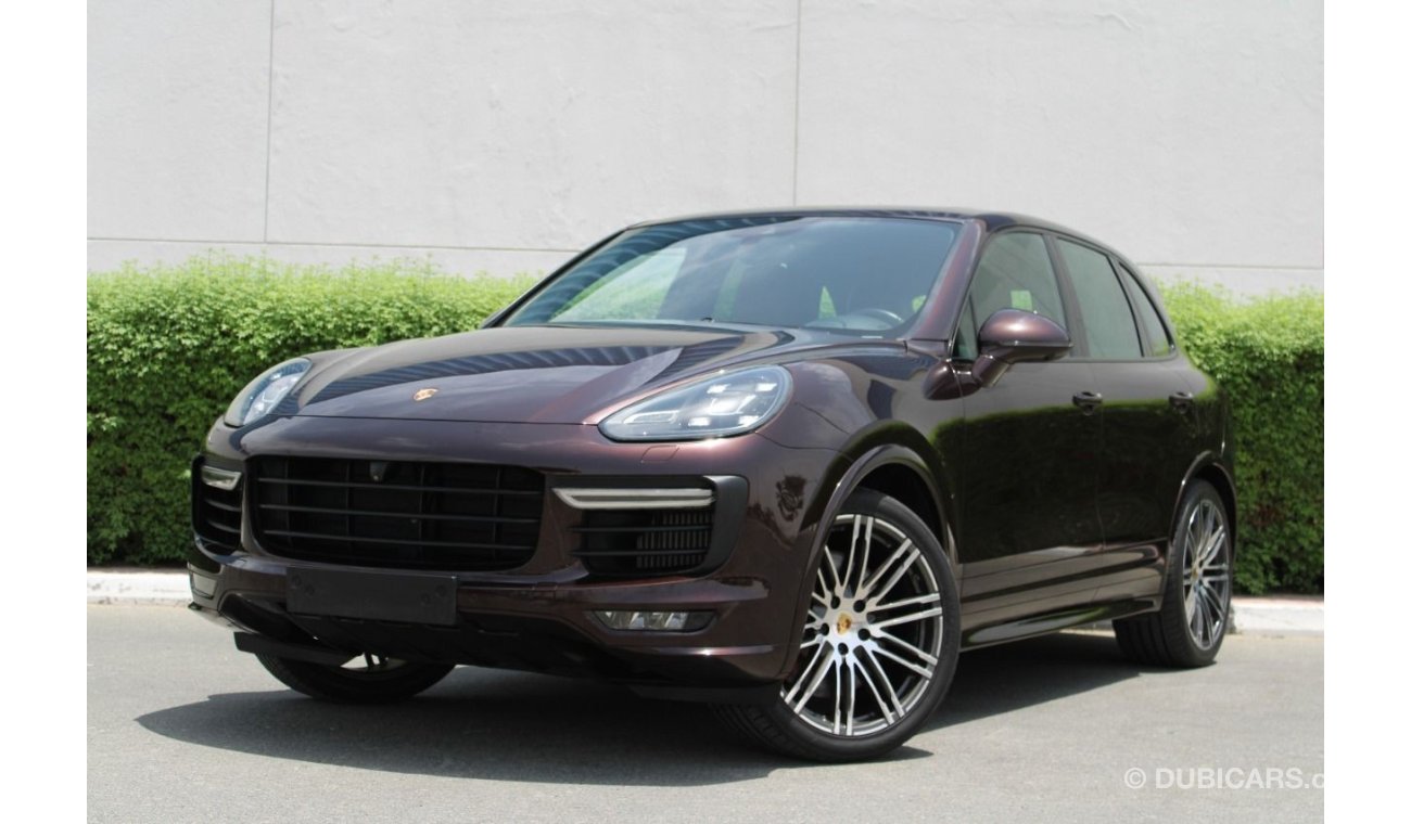 Porsche Cayenne GTS GTS FULL OPTIONS GCC