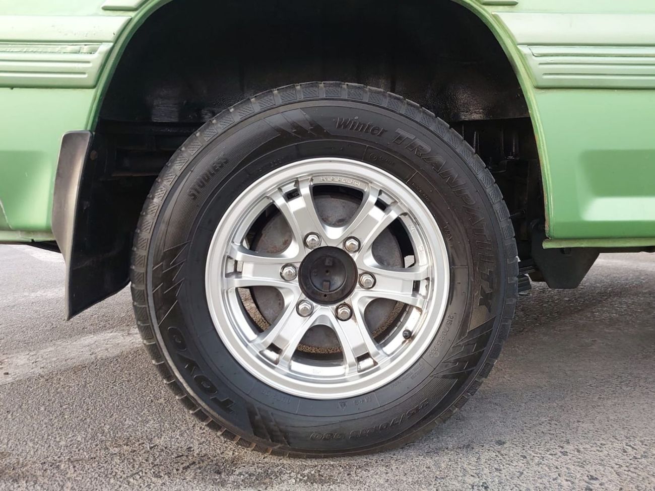 Nissan Caravan NISSAN CARAVAN VAN RHD 1999 MODEL 2.6 L DIESEL AUTOMATIC(PM20075)