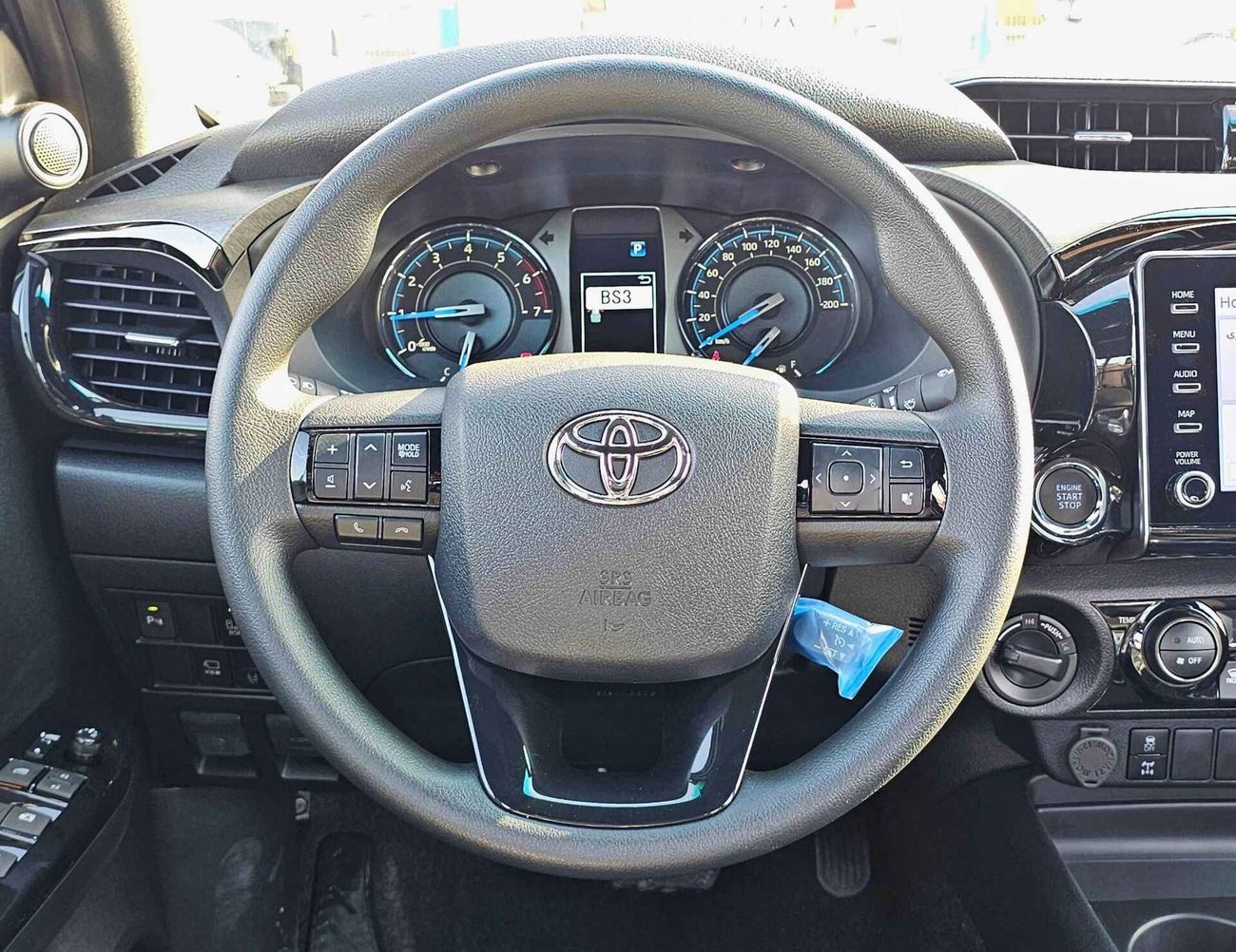 Toyota Hilux ADVENTURE / EURO 4 / A/T /  4.0L V6 PETROL /  360* CAMERA / BLIND SPOT (CODE # ADVBY)