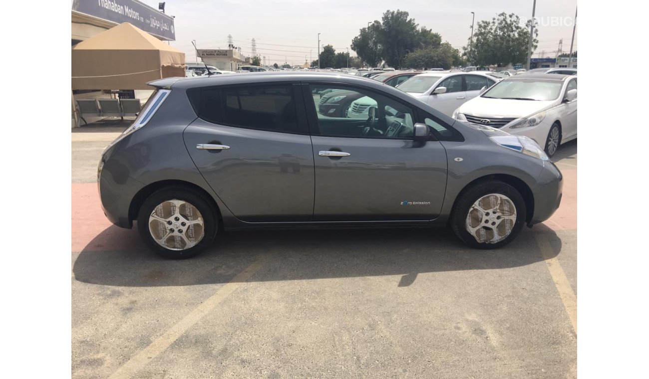 نيسان ليف Nissan Leaf Zero Emission