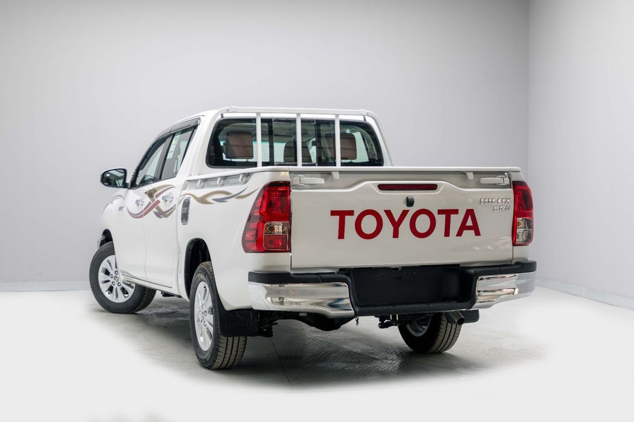Toyota Hilux HI 2.7L - Platinum White Pearl Inside Maroon | Export Only