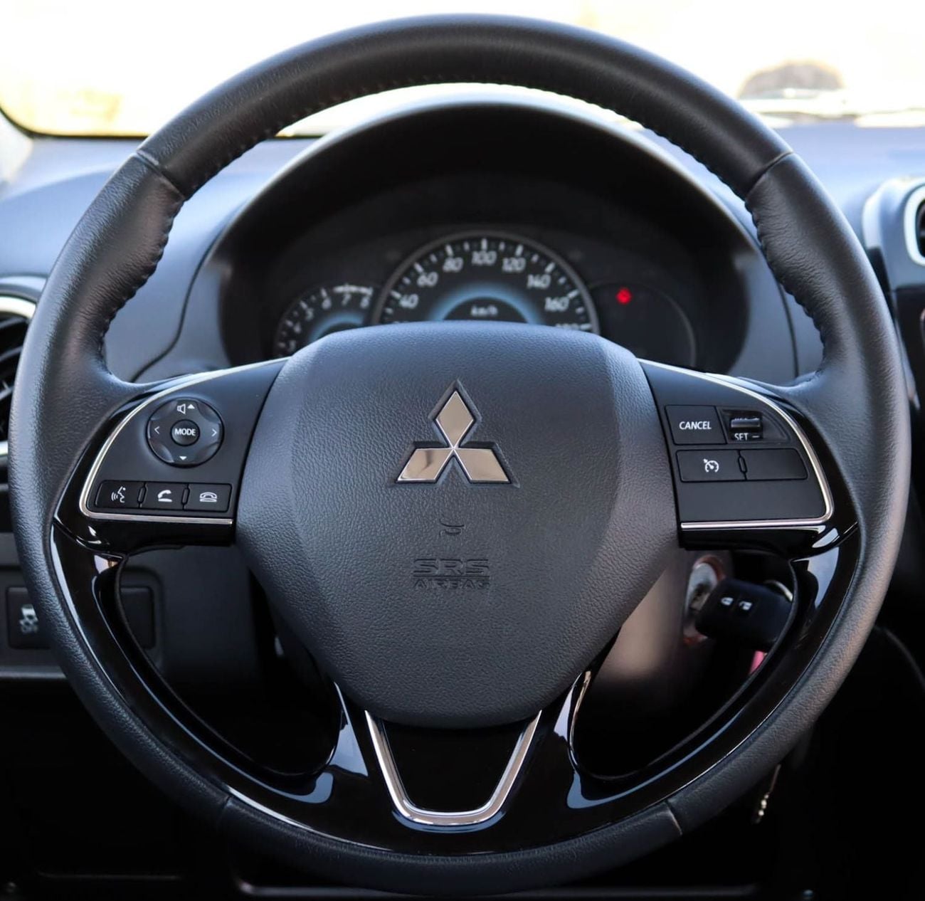 Mitsubishi Attrage GLX PREMIUM GCC Specs - Original Paint Free Accident Excellent Condition Full option