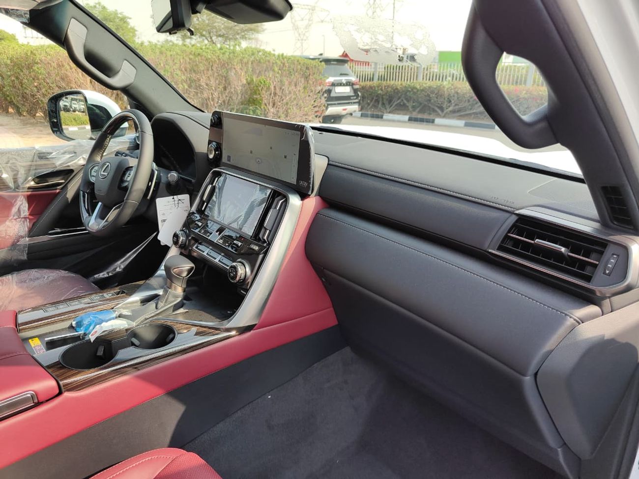 Lexus LX 500 Lexus LX 500 Urban V6 7-Seater- Top Option