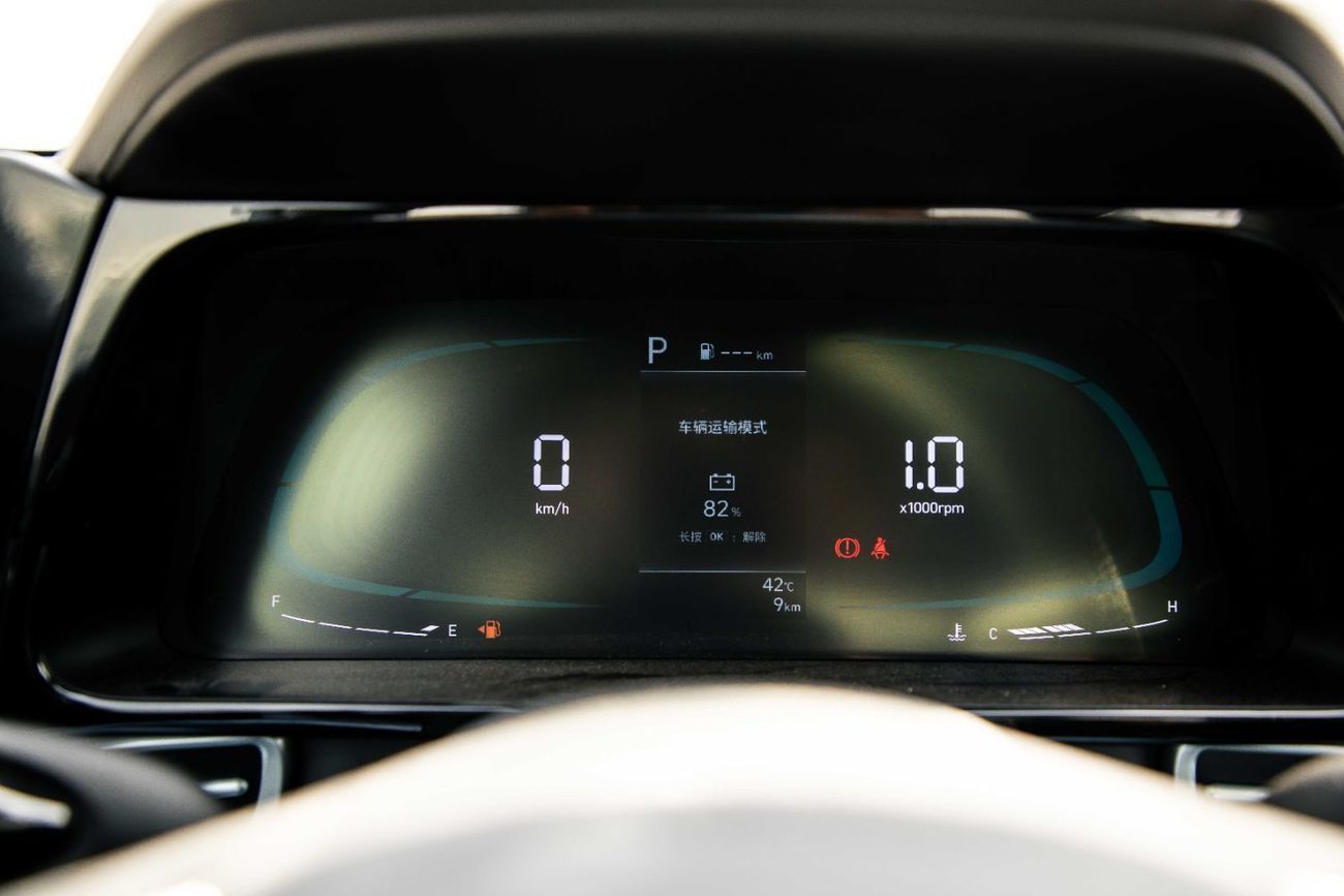 هيونداي إلانترا 2025 Hyundai Elantra GLX Elite 1.5L - White Inside Black | Export Only