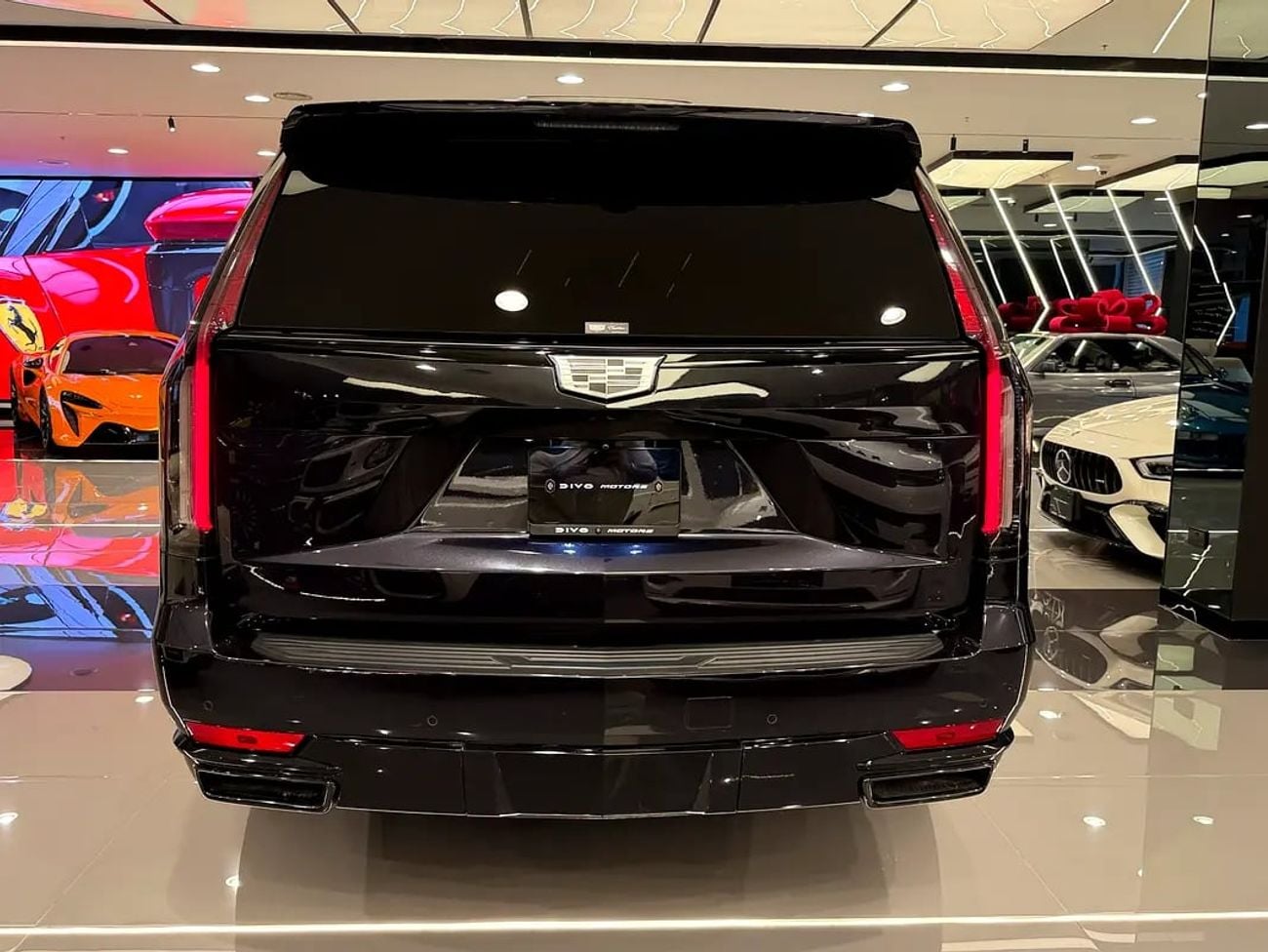 Cadillac Escalade SPORT PLATINUM - Japanese Specs - Brand